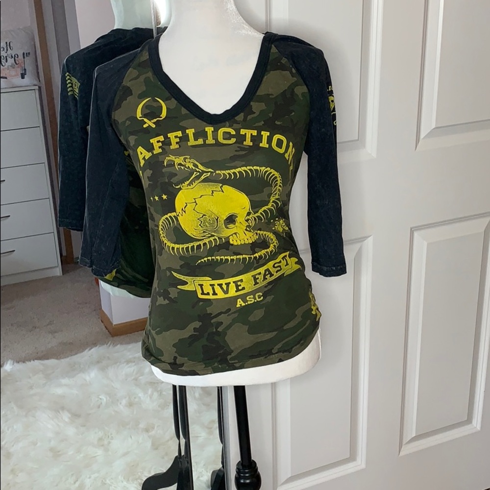 AFFLICTION Camo 3/4 Top